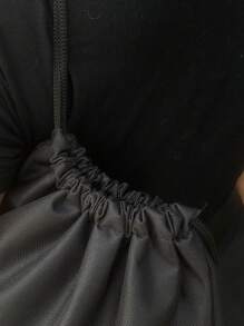 Mochila Saco Nylon  Academia Esportiva Gym Bag Fitness Unissex Cordão Preto Sack Outline Nylon Resistente Sacochila - Preto - Visão 1
