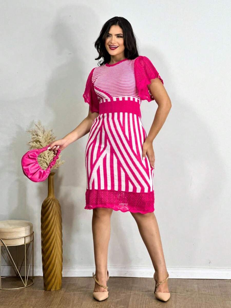 Vestido Midi Tricot Rendado Detalhes Malha Jacar - Pink - Visão 1