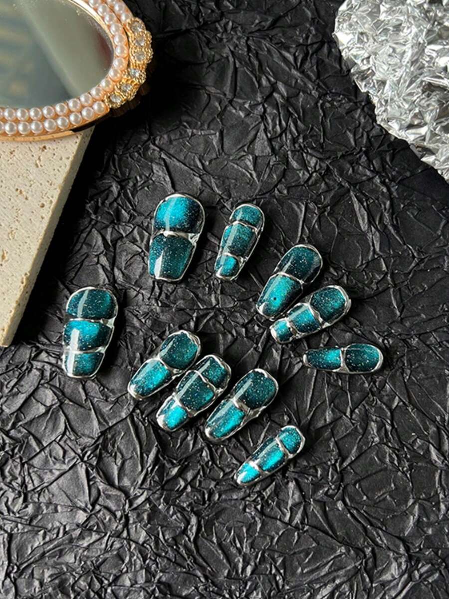 100 HandPainted With Distinctive Blue Gradient Cat Eyes, Medium