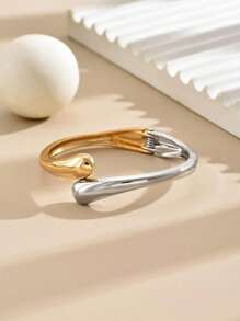Mehrfarbig symmetrisches Armband in Doppel-Wassertropfen-Form, High-End, klug und süßer Stil, minimalistischer europäischer und amerikanischer Stil, exquisit retro-persönlich, leichter Luxus und großzügig elegant, modern und elegant, geeignet für täglichen Pendelverkehr, Treffen mit Freunden, romantischen Urlaub, Dating, Street-Snap, Elite-Show, Business-Meeting, High-End-Rezeption, Geschäftsverhandlungen, Geschäftsessen.