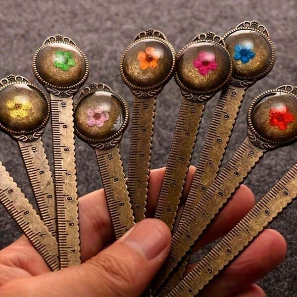 1 pieza Elegante marca páginas de metal con flores secas vintage y regla multifuncional, útiles escolares, de vuelta a clases