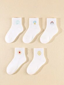 5 paires de chaussettes de sport blanches de couleur unie au milieu de mollet
