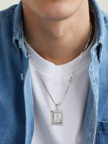 Collar con colgante de letra inicial para mujeres y hombres, collar de monograma cuadrado con capital en chapa de oro blanco de 18K con letras del alfabeto de A-Z y cadena Figaro
