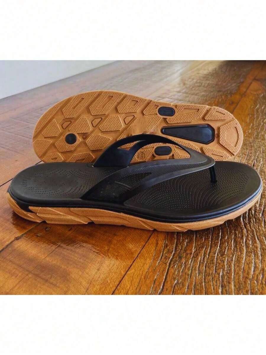 Men Flip Flops & Slides - 黑色和棕色 - 查看 1