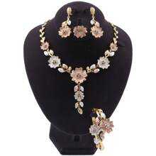 1pc Fashionable Crystal Flower Jewelry Set, Including Necklace, Bracelet, Earrings, And Ring, Suitable For Women To Wear On Weddings, Parties, And Banquets, As Gifts