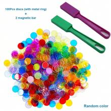 100 Stück farbige transparente Bingo-Chips und 2 Magnetstäbe, mit Farberkennungsfunktion, Lernspielzeug für das Bingo-Spiel, Farben können variieren (Orange, Gelb, Blau, Grün, Rot usw.), Bingo-Marker, Magnetspielzeug, Kinder-Bingo, Kinderteppich, oranger Teppich, Balancesteine