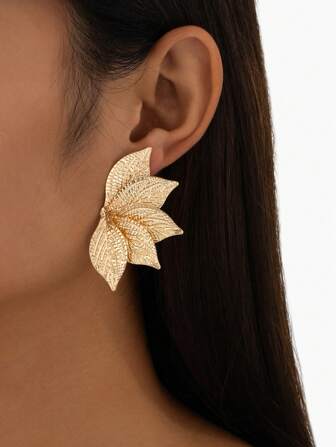 1 Paar modische und elegante symmetrische Blatt-förmige strukturierte Ohrstecker für Frauen, perfektes Urlaubsgeschenk