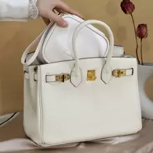 1 pièce Nouveau sac de maquillage de style crème, sac de rangement, sac cosmétique pour rouge à lèvres, portable et imperméable, petit et raffiné. Organisateur de voyage et de toilette. Accessoires avec fermeture éclair, cadeau essentiel.