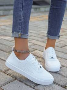 Women White Shoes, British Style Pure White Lace Up Leather Sneakers, Round Toe Low Cut Flat Skateboarding Shoes, Fashion Breathable Non-Slip Student Shoes