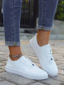 Women White Shoes, British Style Pure White Lace Up Leather Sneakers, Round Toe Low Cut Flat Skateboarding Shoes, Fashion Breathable Non-Slip Student Shoes