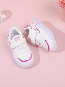 1 双新款女婴鞋，1 双儿童发光鞋，1 双婴儿鞋，1 双带灯儿童运动鞋，1 双幼儿帆布鞋，1 双软底女童鞋，1 双婴儿鞋，1 双户外鞋。鞋垫长度 13cm-18.3cm。时尚、百搭的儿童鞋 - 玫紅色 - 查看 8