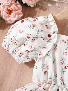 Robe florale pour jeune fille, nouvelle collection, design français avec encolure carrée et manches courtes, style doux