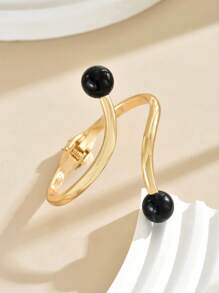 1pc Gold-Color Simple Geometric Symmetry Faux Pearl Decor Elegant Fashionable Sweet Style European And American Style High-End Exaggerated Retro Personality Luxurious And Elegant Ladylike Noble And Elegant Chic And Romantic Playful And Fun Suitable For Daily Commute, Gathering With Friends Romantic Vacation, Dating, Street Snap, Formal Occasions, Zinc Alloy Versatile, Stress-Reducing, Couple's Dating Bracelet