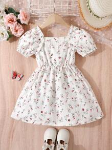 Robe florale pour jeune fille, nouvelle collection, design français avec encolure carrée et manches courtes, style doux