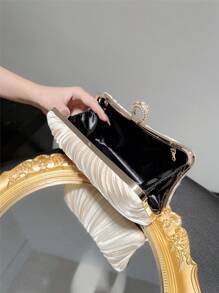 Women Fashionable Shiny Ring Buckle Pleated Satin Box Clutch Bag For Evening Dress Formal Party Prom Wedding Chain Handbag