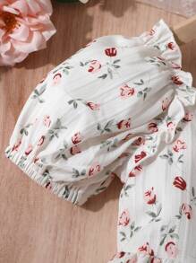 Robe florale pour jeune fille, nouvelle collection, design français avec encolure carrée et manches courtes, style doux