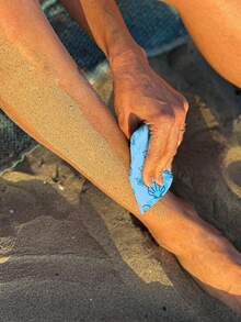 A Must-Have Tool For Beach Sandbag Cleaning And Playing In 2024. Instant Sandbag Removal For Beach Vacation - Cartoon Magic - View 2