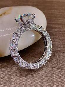 1枚婚禮新娘伴娘時尚戒指，鍍銀色調，高級水晶和方晶鑽飾，2克拉，閃亮美觀，是禮物、母親節禮物的理想選擇，適用於婚禮、晚會、泳池派對、海灘、音樂節和日常佩戴 - 銀色 - 查看 5