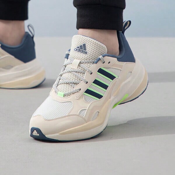 阿迪达斯 MAXXCETUS 轻量跑步鞋，2026 新款，IE8893