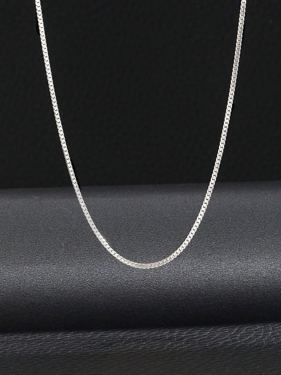 1條極簡風格少女日常配戴的鏈子項鍊