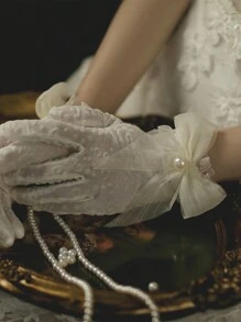 1pc Luxurious Bridal Wedding Gloves, Crop Style Mesh Gloves, Pearl & Bowknot Decor, Lace Bridesmaid Dress Accessories, For Wedding Party & Photography, Elegant Romantic Women Lace Gloves, Ivory Valentine's Day Valentines Autumn Accessories