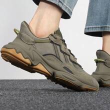 Adidas Originals OZWEEGO Casual Retro Chunky Sneakers EE6461, Unisex - Green - View 4