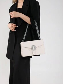 1pc Fashionable New Ivory White Shoulder Bag With Chain Strap, Spacious Multi-Layered Crossbody Bag For Women