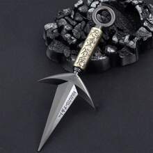 1pc Random Gold-Plated Kunai Shaped Pendant Of Fourth Raikage Peripheral - Multicolor - View 4