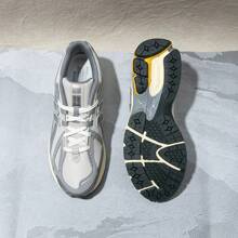 New Balance NB 1906R Series Retro Running Shoes, Casual Sneakers For Men And Women, M1906RRD - Grey - View 3