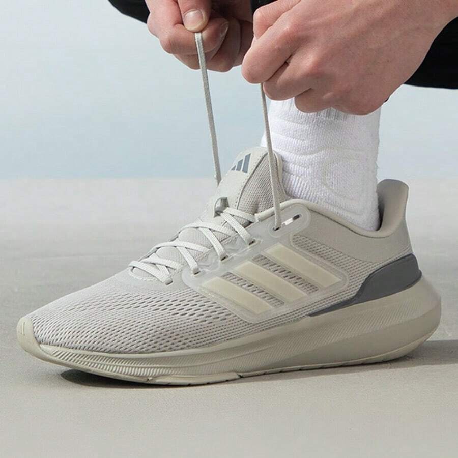 阿迪达斯男士2026新款ULTRABOUNCE缓震透气跑步鞋IE0718 - 灰色 - 查看 1