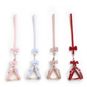 جراب صدرية للكلاب بستايل معطف يأتي معها حبل تثبيت ، مناسبة لرحلات المشي اليومية ، خاصة للجراء من نوع تيدي والبوميرانيان.