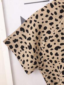 年輕男孩2入組花朵衫和短褲套裝，適用於休閒度假，夏季 - 咖啡棕 - 查看 7