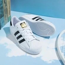 Adidas Originals女鞋新款SUPERSTAR低筒貝殼頭板鞋運動休閒鞋FU7712 - 黑與白 - 查看 3