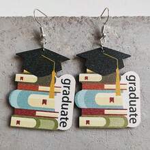 2 piezas Pendientes creativos con forma de maestra de dibujos animados para chicas/Regalo de regreso a la escuela para estudiantes o regalo de apreciación para maestras - 2 piezas de pendientes de profesor lindos de dibujos animados creativos - Ver 11