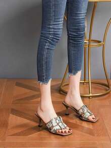 2024年新款風女鞋，時尚復古高跟涼鞋，戶外細跟涼鞋 - 卡其色 - 查看 2