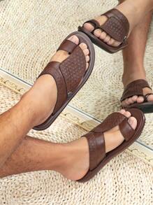 Men Arabic Style Comfortable Flip Flops,  Thobe Sandals, Beach Slippers For Men