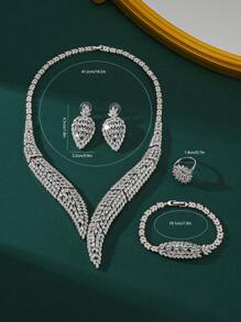 4 pièces/set Ensemble de bijoux de luxe pour femmes avec zirconium cubique incrusté micro. Comprend un collier, des boucles d'oreilles, une bague et un bracelet. Parfait pour les occasions formelles, les mariages et comme cadeau pour la Saint-Valentin, la mère, la fête des mères.