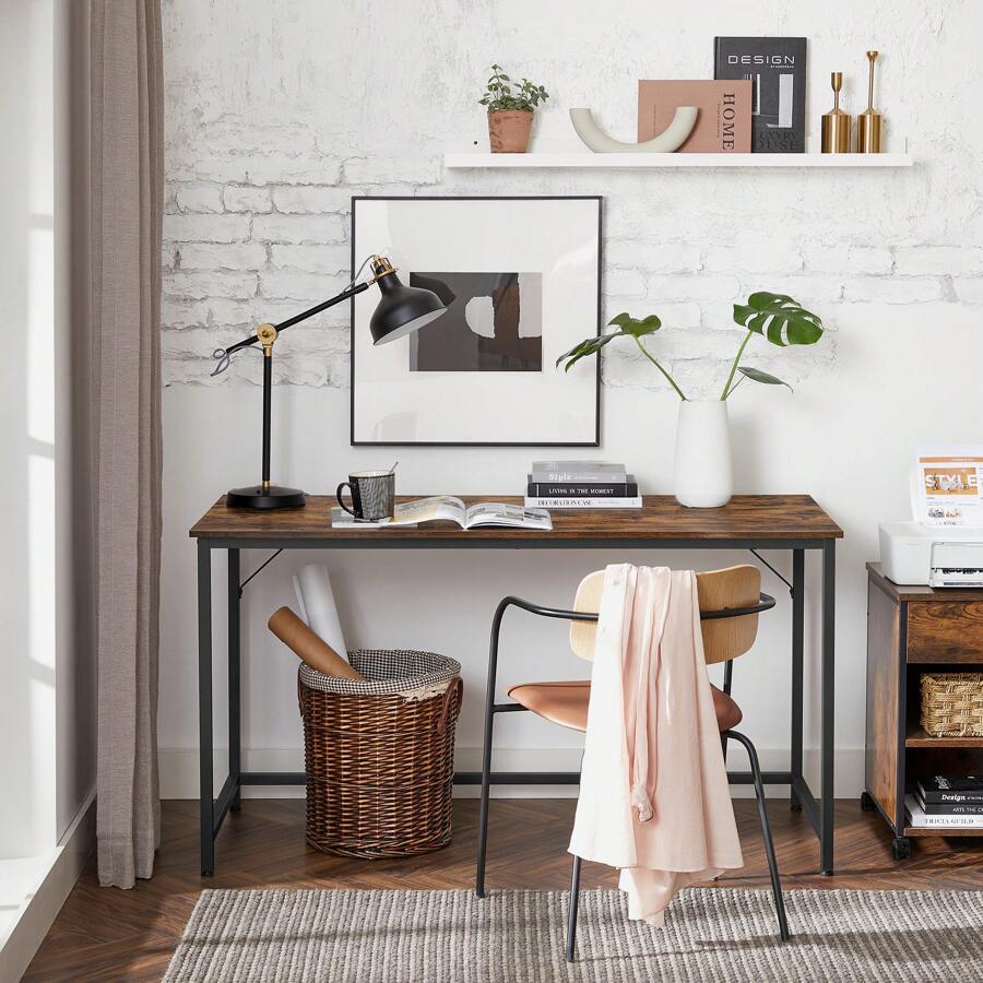VASAGLE bureau, table, poste de travail, 135 x 60 x 76 cm, pour bureau, salon, chambre, assemblage simple, métal, style industriel, marron rustique et noir - Bordeaux - Voir 1