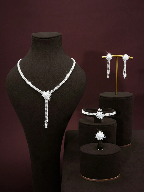 5 pièces Set de bijoux 3D fleur cubique zircone à la mode, comprenant un collier, des boucles d'oreilles, une bague et un bracelet. Convient pour les femmes lors de mariages, anniversaires, festivals, fêtes et voyages de la Saint-Valentin