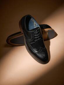 Men's Black Classic Brogue Wing Tip Lace Up Soft Round Toe Oxfords Formal Dress Shoes - 黑色 - 查看 3