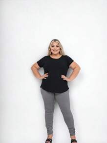 Plus Size T-Shirts - 黑色 - 查看 4