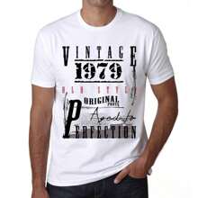 T-shirt da uomo Original Parts Aged To Perfection 1979 – Original Parts Aged To Perfection 1979 – 45 anni Maglietta grafica Idea regalo 45° compleanno Vintage Anno 1979 Nuovo
