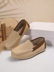 Handgefertigte Jungen flache Loafers aus PU-Leder mit Steppdesign, Beige, für Frühling und Herbst bequem