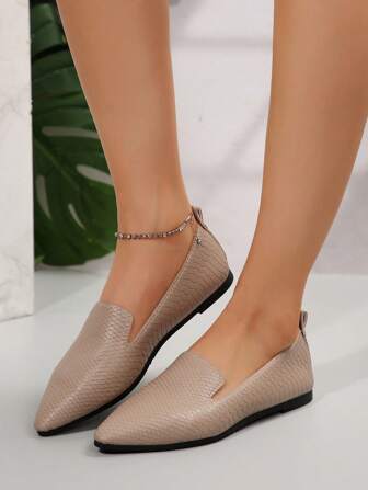 Women's Slip-On Leather Loafers, Casual Breathable Soft Moccasins, Random Printed Design, Flat