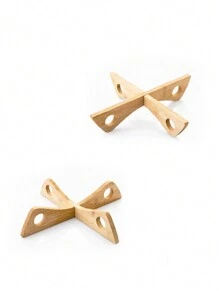 1pc Wooden Insulation Pad, Simple Hollow Out Heat Resistant Placemat For Dining Table