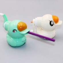 1 pieza Sacapuntas, Estilo: tiburón,lindo pato,Espesor ajustable,Conejo Maestro.forma de dibujos animados,forma animal,Sacapuntas Manual, Sacapuntas escolar basics astronauta en forma de lápiz creativo en forma de figura para alumno - pato verde claro - Ver 2