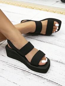Kate Miuch Women's Classic Retro Style Four-Season Miu-Inspired Thick-Soled Wedge Heel Roman Sandals With A Sense Of High-End Style, Parisian-Style Simplicity, Romantic Open-Toe Design, And Comfortable Breathable Material. Suitable For Parties, Dinners, Sexy And Charming Fairy Style. Black Square-Toed Sandals With Woven Straw Textured Sole And Wedge Heel.