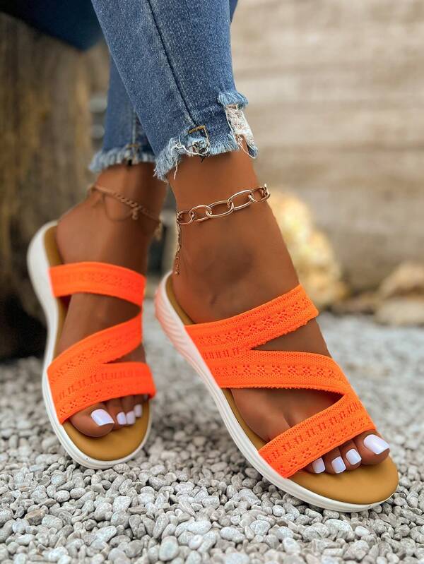 Frauen Große Größen schlichte und modische lässige Sportsandalen, Retro dicke Sohlen Strandsandalen, bequeme Slip-On-Schuhe für den Außenbereich
