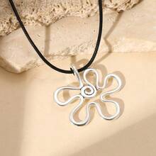 Vòng cổ mặt dây chuyền hoa tối giản phong cách Châu Âu và Mỹ dành cho nữ, trang sức choker kim loại rỗng cá nhân hóa ngọt ngào và mát mẻ - màu đen - Xem 8