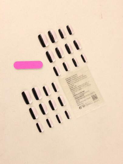 外見を瞬時にアップグレードする - ユニークなのパターンが入った24個 クロップコフィン型の人工爪セット、ジェリー接着剤とネイルファイルが付属、パーティー、ダンス、デイリーウェアに適して、取り外し可能で再利用可能。